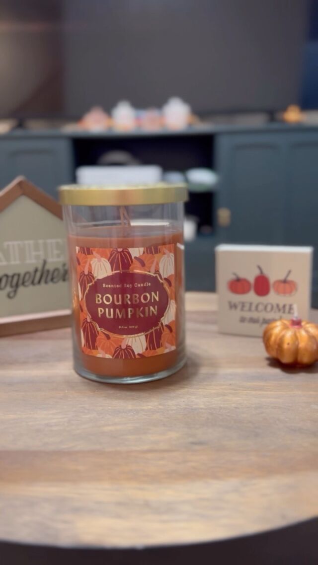 Happy September 1st! 

One of my favorite months - it is a huge birthday month in our family, plus all the fall festivities begin! 

I waited to light this candle until it was officially September btw 😂

#september #fall #autumn #candle #pumpkin #blogger #smallblogger #discoverunder10k #lifestyle #lifestyleblogger #bloggerstyle #homedecor #falldecor #beauty #fashion